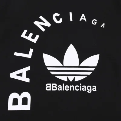 Футболка Balenciaga X Adidas With Text Logo And Emblem "Black" фото № 3