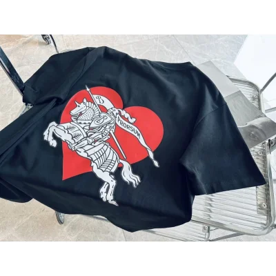 Футболка Burberry With Red Heart On The Back "Black" фото № 4