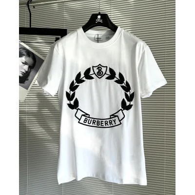 Футболка Burberry Beautiful Wreath Print "White" фото № 2