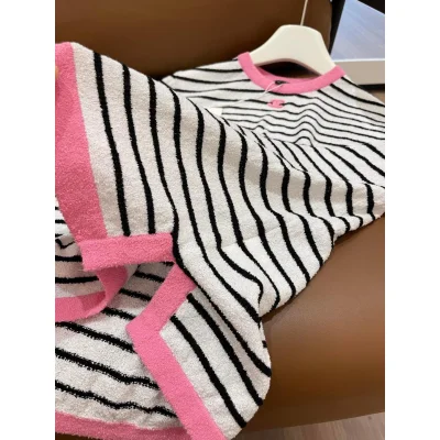 Футболка Chanel Black Horizontal Black Lines Print "White" фото № 9 Футболка Chanel Black Horizontal Black Lines Print "White" фото № 9