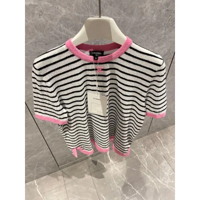 Футболка Chanel Black Horizontal Black Lines Print "White" фото № 3 Футболка Chanel Black Horizontal Black Lines Print "White" фото № 3