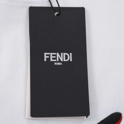 Футболка Fendi With Black And Red Logo "White" фото № 6