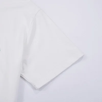 Футболка Givenchy With A Cracked Logo "White" фото № 6 Футболка Givenchy With A Cracked Logo "White" фото № 6