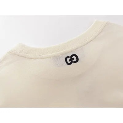 Футболка Gucci With A Logo Painted With Spray Paint "Beige" фото № 3