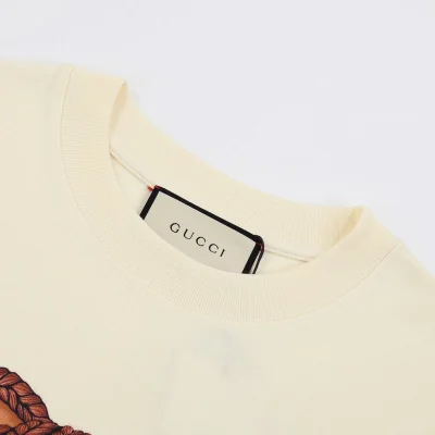 Футболка Gucci Book Lover "Cream" фото № 5