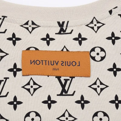 Футболка Louis Vuitton Monogram Fragments "Cream" фото № 6