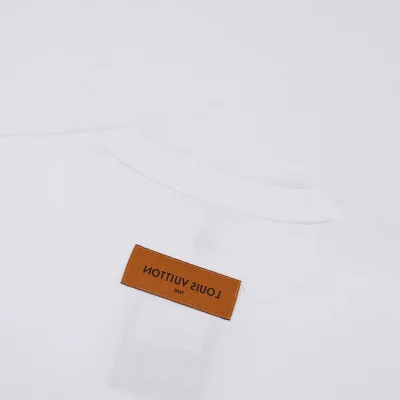 Футболка Louis Vuitton With An Embossed Text Logo "White" фото № 4
