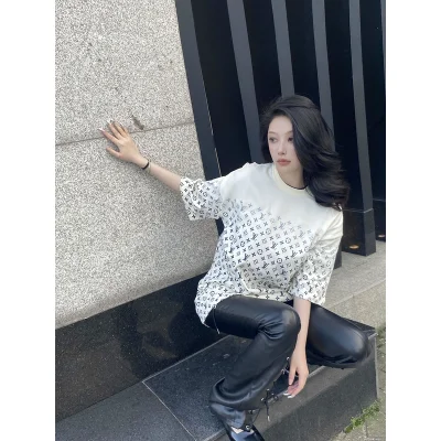 Футболка Louis Vuitton Many Brand Emblems "White" фото № 5