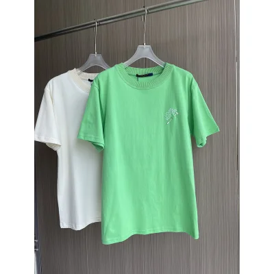 Футболка Louis Vuitton Solid Color With A Hole "Green" фото № 5