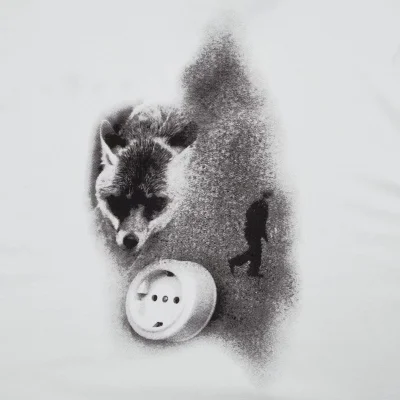 Футболка Prada Memories "White" фото № 6 Футболка Prada Memories "White" фото № 6