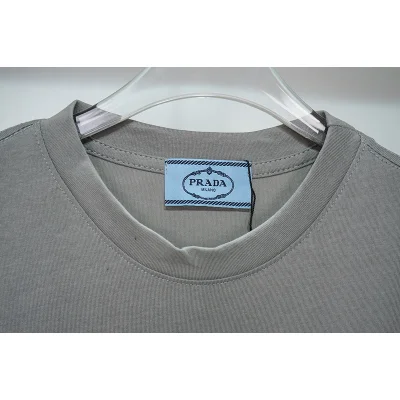 Футболка Prada With Silver Logo Patch "Gray" фото № 4