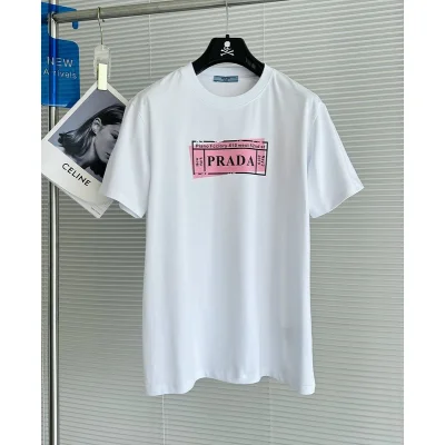 Футболка Prada Pink Nameplate "White" фото № 3 Футболка Prada Pink Nameplate "White" фото № 3