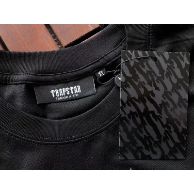 Футболка Trapstar Wide Logo Lettering With Three Color Background Back "Black" фото № 3