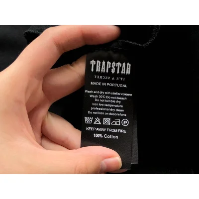 Футболка Trapstar Two Letters Connected By Star "Black" фото № 7 Футболка Trapstar Two Letters Connected By Star "Black" фото № 7