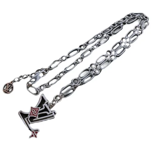 Подвеска Louis Vuitton Decorated Symbols And Logo - Letters "Silver"