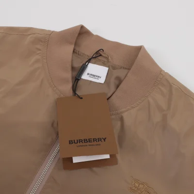 Бомбер Burberry Warm Wind "Brown" фото № 3 Бомбер Burberry Warm Wind "Brown" фото № 3