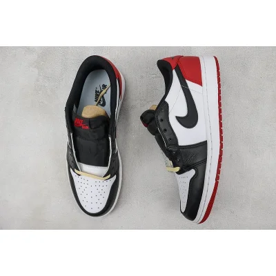 Air Jordan 1 Retro Low "Black Toe" фото № 6 Air Jordan 1 Retro Low "Black Toe" фото № 6