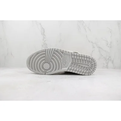 Air Jordan 1 Retro High OG "Neutral Grey/Hyper Crimson" фото № 8