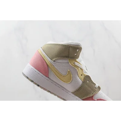 Air Jordan 1 Mid GS "Pastel Vivid Green Grind" фото № 4 Air Jordan 1 Mid GS "Pastel Vivid Green Grind" фото № 4