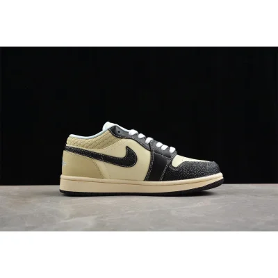 Air Jordan 1 Low SE "Coconut Milk Black Muslin" фото № 7