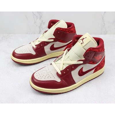Air Jordan 1 Mid SE "Tiki Leaf Team Red" фото № 4