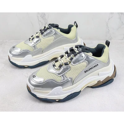 Balenciaga Triple S "Silver Grey/Cream White" фото № 5