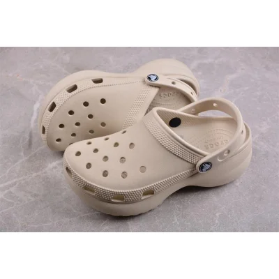 Crocs Classic Platform Clog "Beige" фото № 6