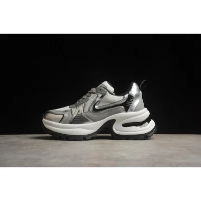 GG-CC Chunky Runner "Graphite Tech" фото № 2 GG-CC Chunky Runner "Graphite Tech" фото № 2