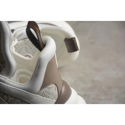 Louis Vuitton Archlight "Ivory Dreams" фото № 7 Louis Vuitton Archlight "Ivory Dreams" фото № 7