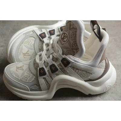 Louis Vuitton Archlight "Ivory Dreams" фото № 3 Louis Vuitton Archlight "Ivory Dreams" фото № 3