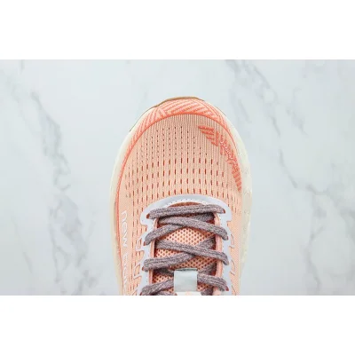 New Balance Fresh Foam X More Trail V3 "Coral Pink/White" фото № 4 New Balance Fresh Foam X More Trail V3 "Coral Pink/White" фото № 4