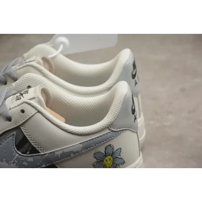 Nike Air Force 1 Low "Blue Flower/Grey/White" фото № 9 Nike Air Force 1 Low "Blue Flower/Grey/White" фото № 9