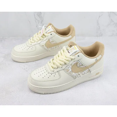 Nike Air Force 1 Low "White/Ivory Custom" фото № 5 Nike Air Force 1 Low "White/Ivory Custom" фото № 5
