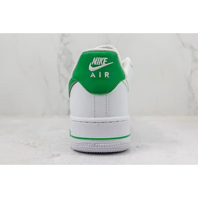 Nike Air Force 1 Low "White/Light Green/Silver Swoosh" фото № 9 Nike Air Force 1 Low "White/Light Green/Silver Swoosh" фото № 9