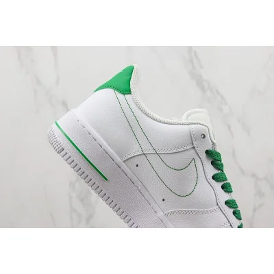 Nike Air Force 1 Low "White/Light Green/Silver Swoosh" фото № 3 Nike Air Force 1 Low "White/Light Green/Silver Swoosh" фото № 3
