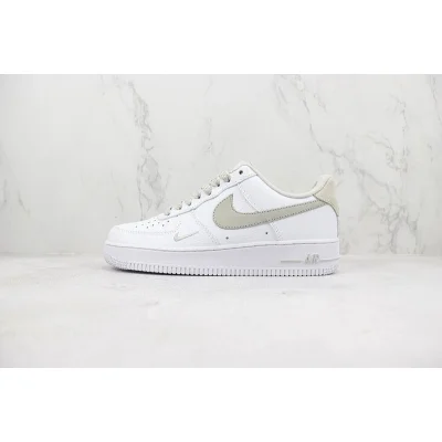 Nike Air Force 1 Low "Summit White/Light Bone" фото № 2 Nike Air Force 1 Low "Summit White/Light Bone" фото № 2