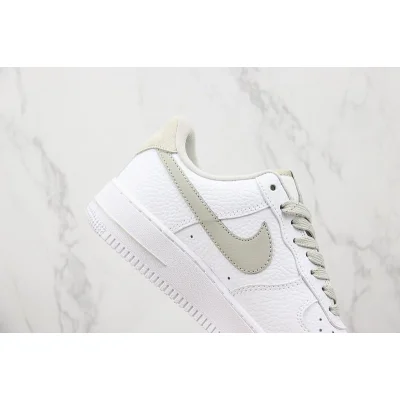 Nike Air Force 1 Low "Summit White/Light Bone" фото № 3 Nike Air Force 1 Low "Summit White/Light Bone" фото № 3