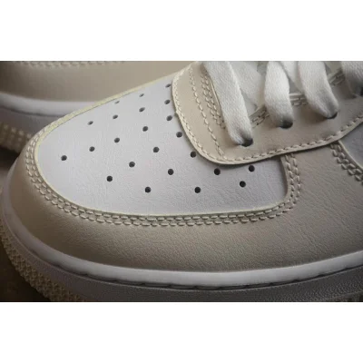 Nike Air Force 1 "Retro Red" фото № 4 Nike Air Force 1 "Retro Red" фото № 4