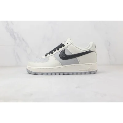 Nike Air Force 1 07 Low "Grey/Black" фото № 2