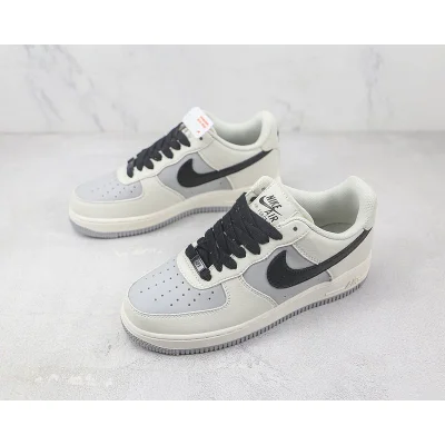 Nike Air Force 1 07 Low "Grey/Black" фото № 5