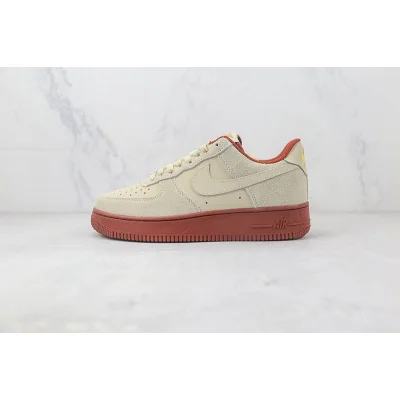 Nike Air Force 1 07 Low "SE Beige/White/Brown" фото № 2