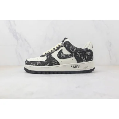 Louis Vuitton x Nike Air Force 1 07 Low "Black/White" фото № 2 Louis Vuitton x Nike Air Force 1 07 Low "Black/White" фото № 2