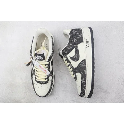 Louis Vuitton x Nike Air Force 1 07 Low "Black/White" фото № 7 Louis Vuitton x Nike Air Force 1 07 Low "Black/White" фото № 7
