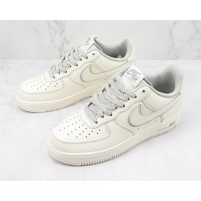 Nike Air Force 1 Low "Light Cream" фото № 5