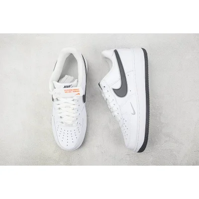Nike Air Force 1 Low "White/Black/Silver" фото № 7 Nike Air Force 1 Low "White/Black/Silver" фото № 7