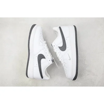 Nike Air Force 1 Low "White/Black/Silver" фото № 6 Nike Air Force 1 Low "White/Black/Silver" фото № 6