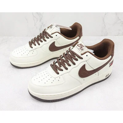 Nike Air Force 1 Low "NYC" фото № 5