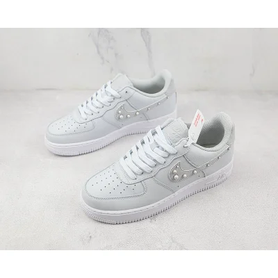 Nike Air Force 1 Low "Platinum/Pearl Swoosh" фото № 5