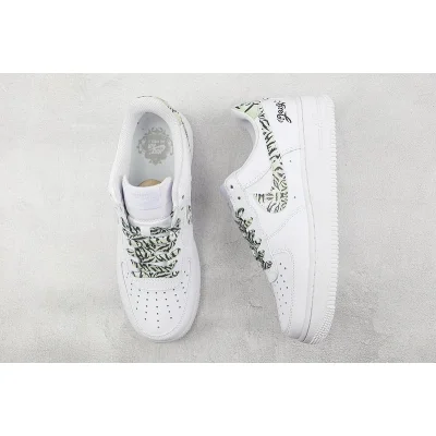 Nike Air Force 1 Low "White/Grey Tiger" фото № 6 Nike Air Force 1 Low "White/Grey Tiger" фото № 6