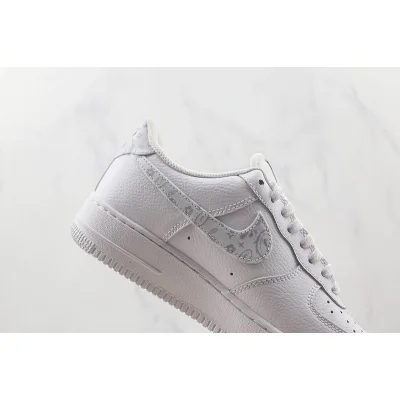 Nike Air Force 1 Low "White Paisley" фото № 3 Nike Air Force 1 Low "White Paisley" фото № 3
